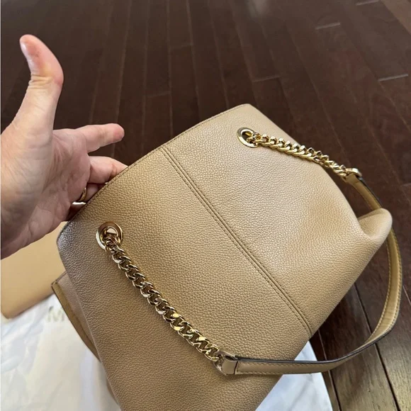 Michael Kors purse and wallet - Picture 13 of 16